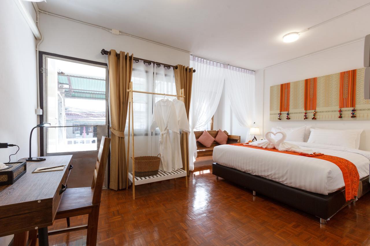 Hotel Baan Singharaj Chiang Mai Esterno foto