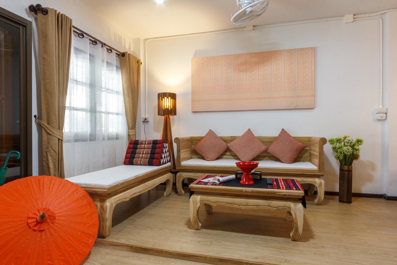 Hotel Baan Singharaj Chiang Mai Esterno foto