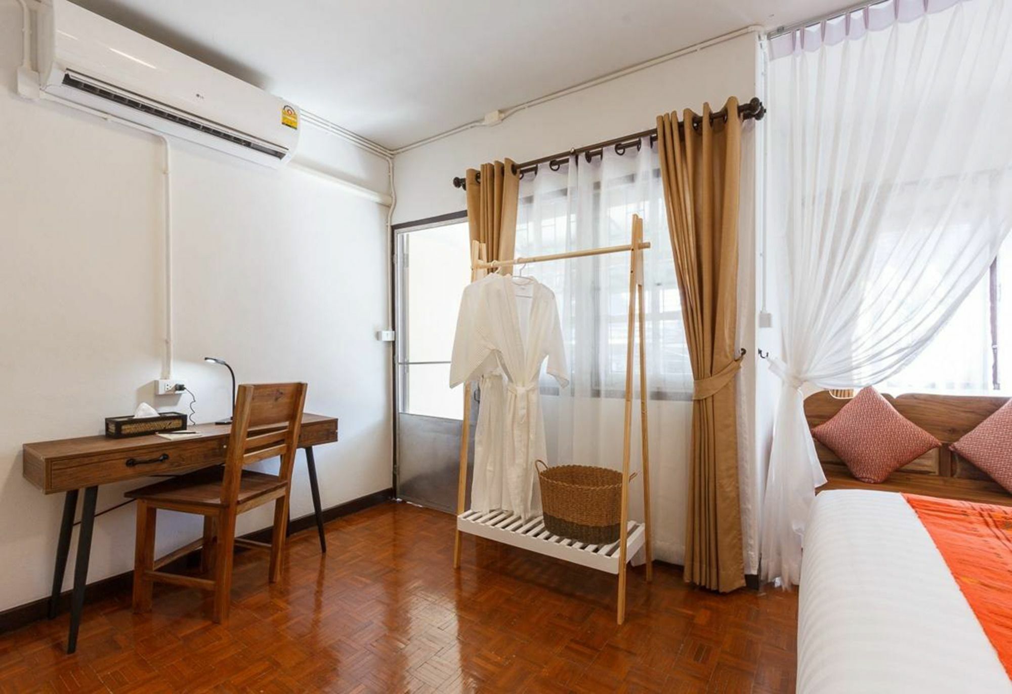 Hotel Baan Singharaj Chiang Mai Esterno foto